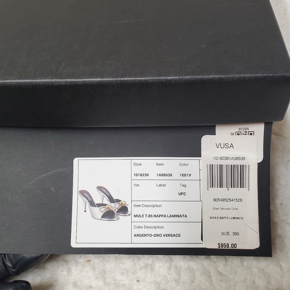 Versace
85MM Leather Mule Heels - Picture 12 of 13